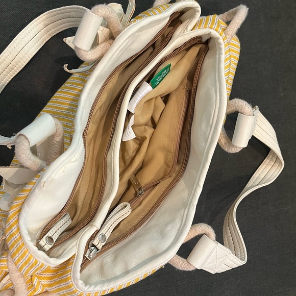 Benetton Summer Bag - Picture 4 of 4